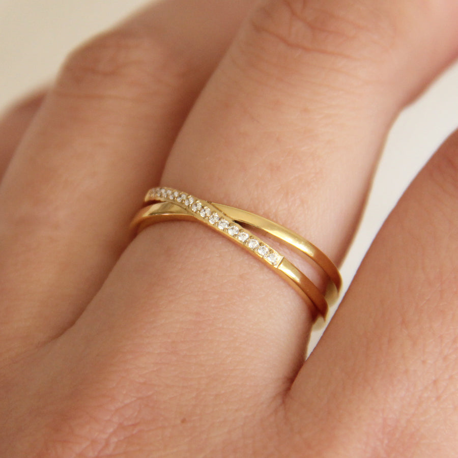 CROSSED DOUBLE BAND PAVE RING
