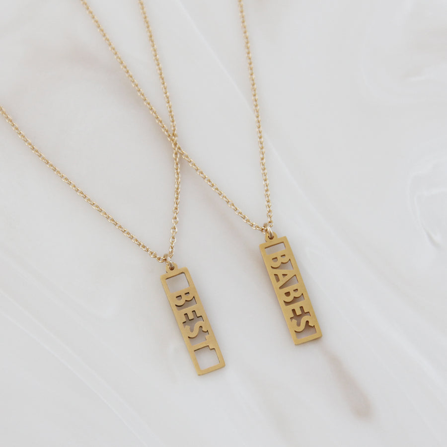 BEST BABES NECKLACE SET