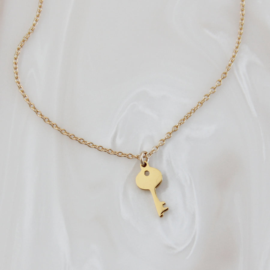 KEY NECKLACE