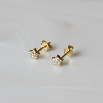 PAVE STAR STUDS