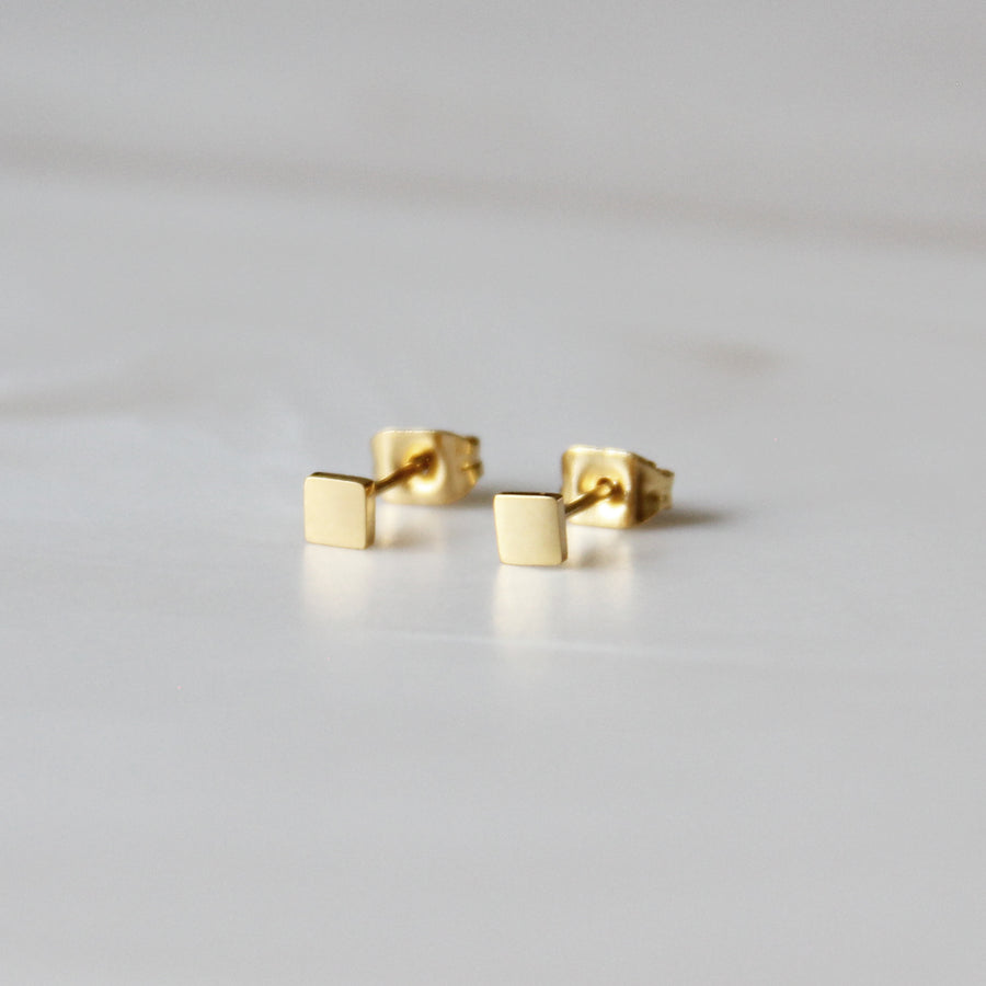SQUARE STUDS