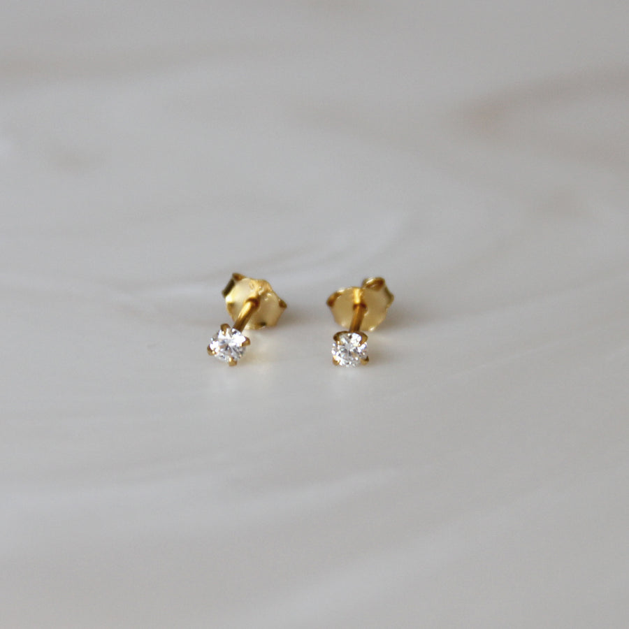 PETITE CZ STUDS