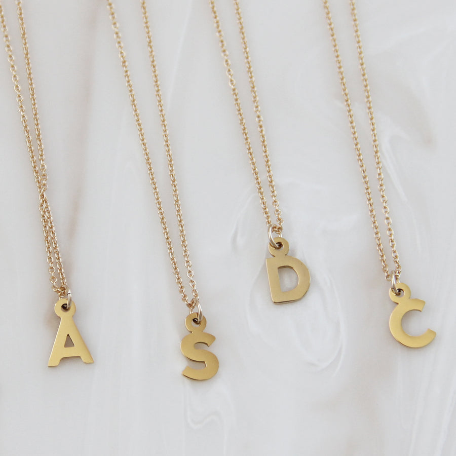 INITIAL/NUMBER NECKLACE