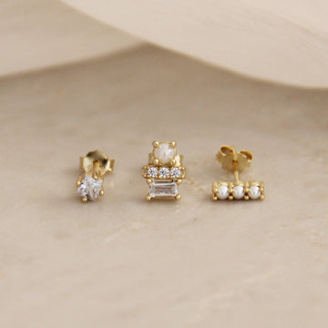 PEARL CZ STUD SET