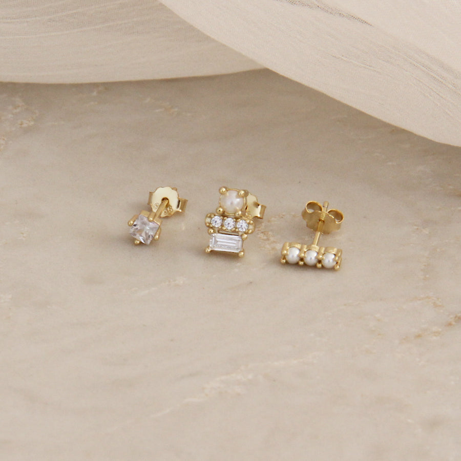 PEARL CZ STUD SET