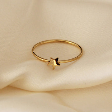 STAR RING